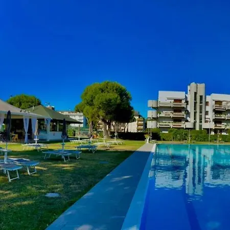 Falcone 4* Λινιάνο Σαμπιαντόρο