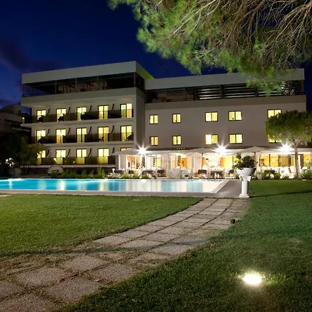 Falcone 4* لينانو سابيادورو